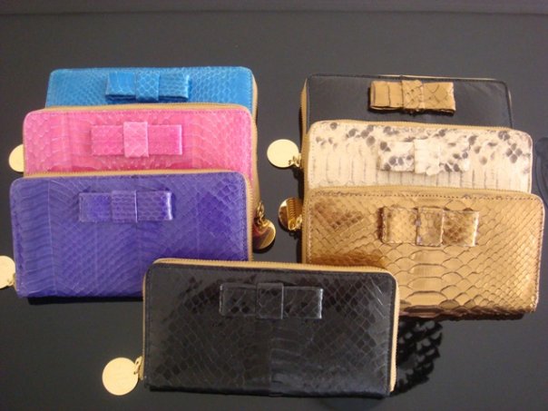 new to the aila collection- wallets!