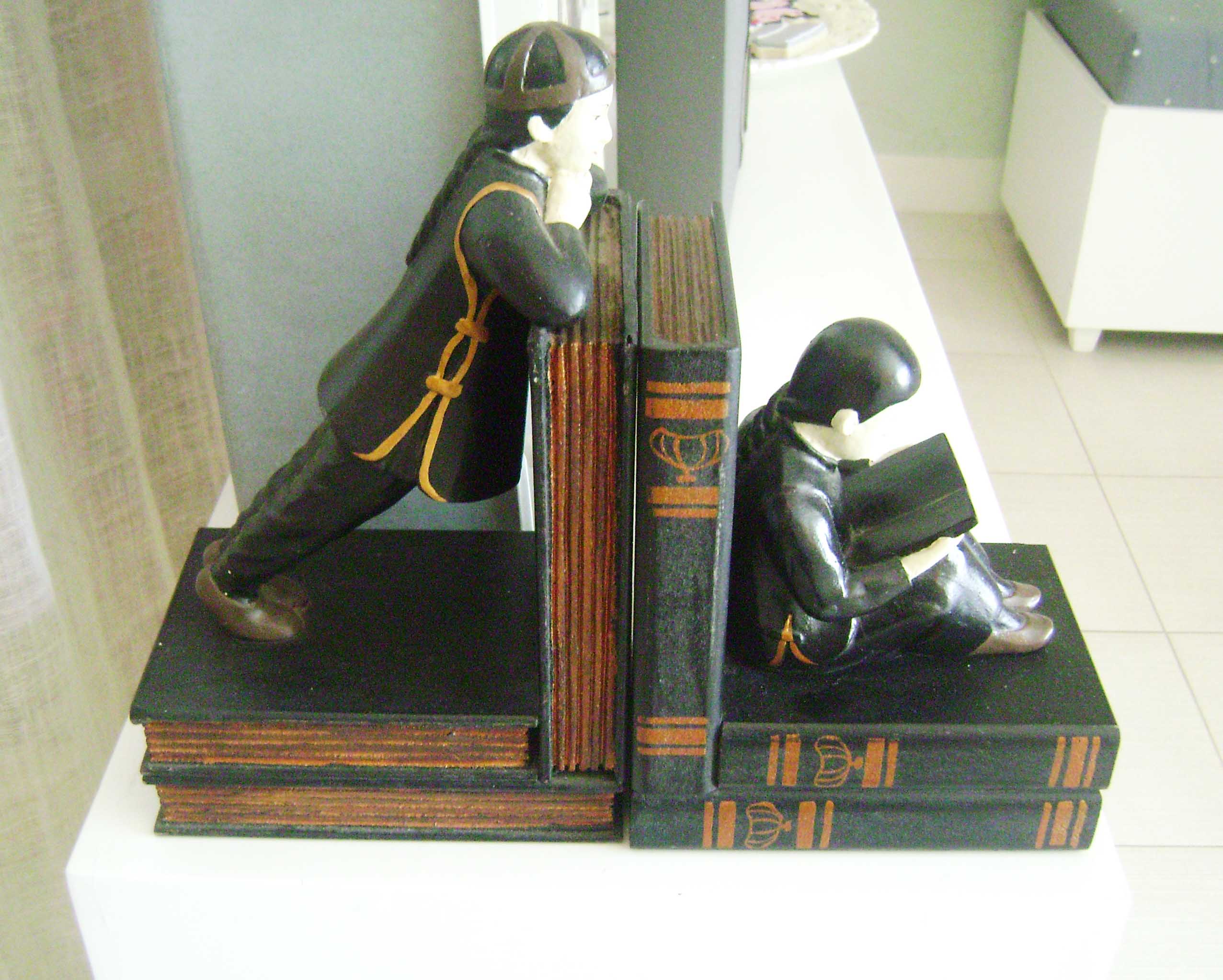 book ends